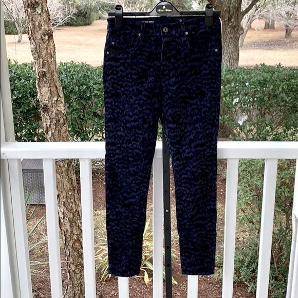 AG Adriano Goldshmied | The Farrah Skinny Ankle - Picture 2 of 7